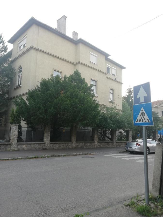 Gold 2 Apartman Sopron Luaran gambar