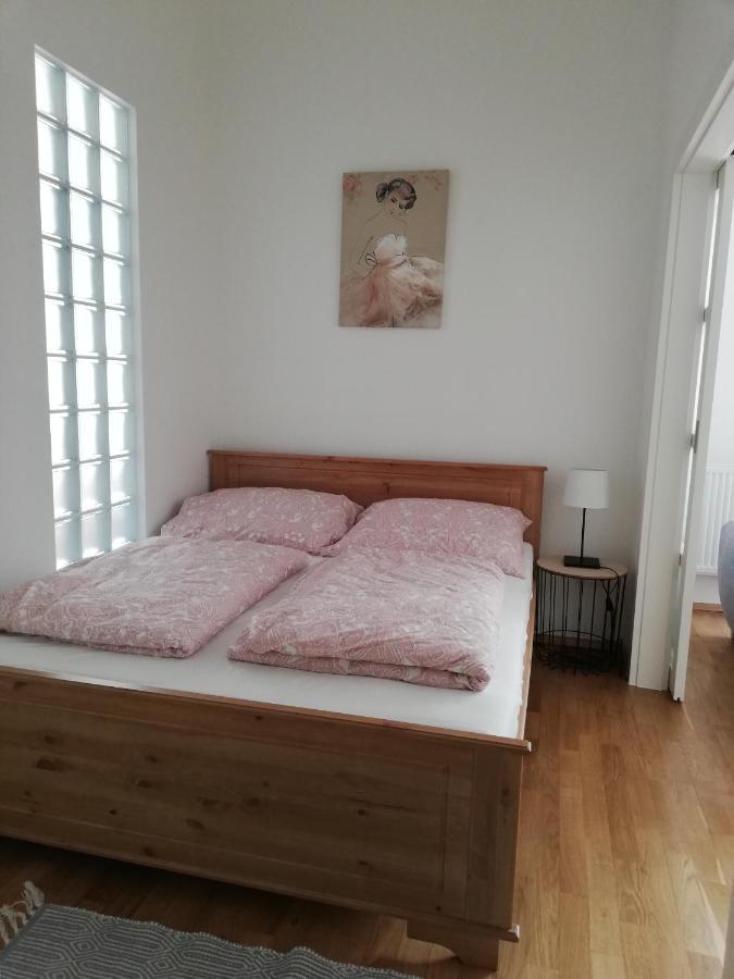 Gold 2 Apartman Sopron Luaran gambar